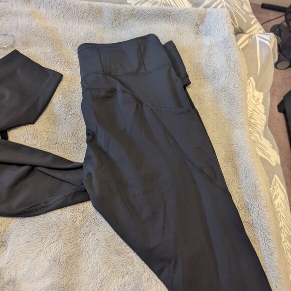 Lululemon Fast and Free High-Rise Tight 25" size 18 - Picture 4 of 6